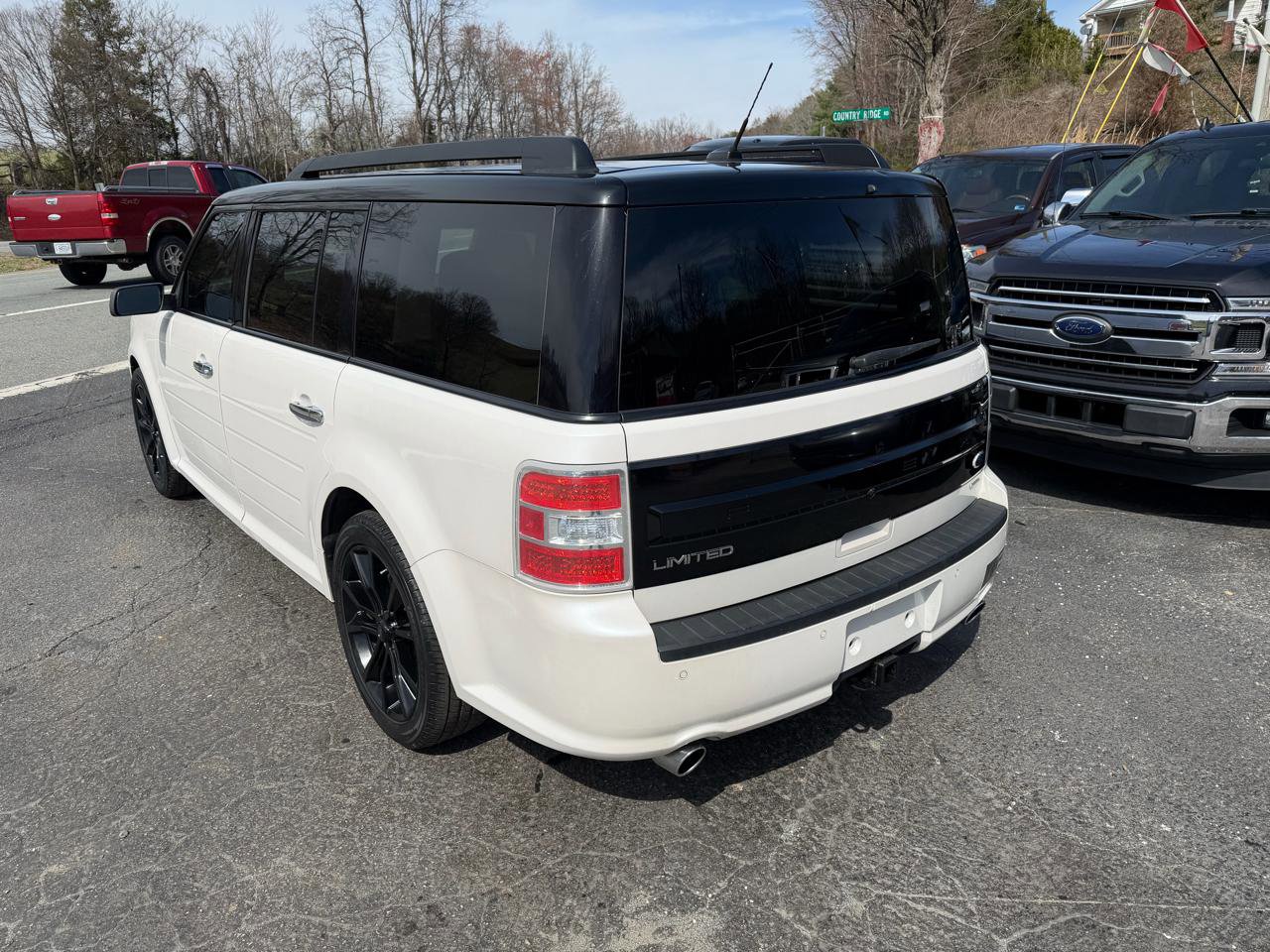 Used 2016 Ford Flex Limited w/ Equipment Group 303A AWD/4WD image 5