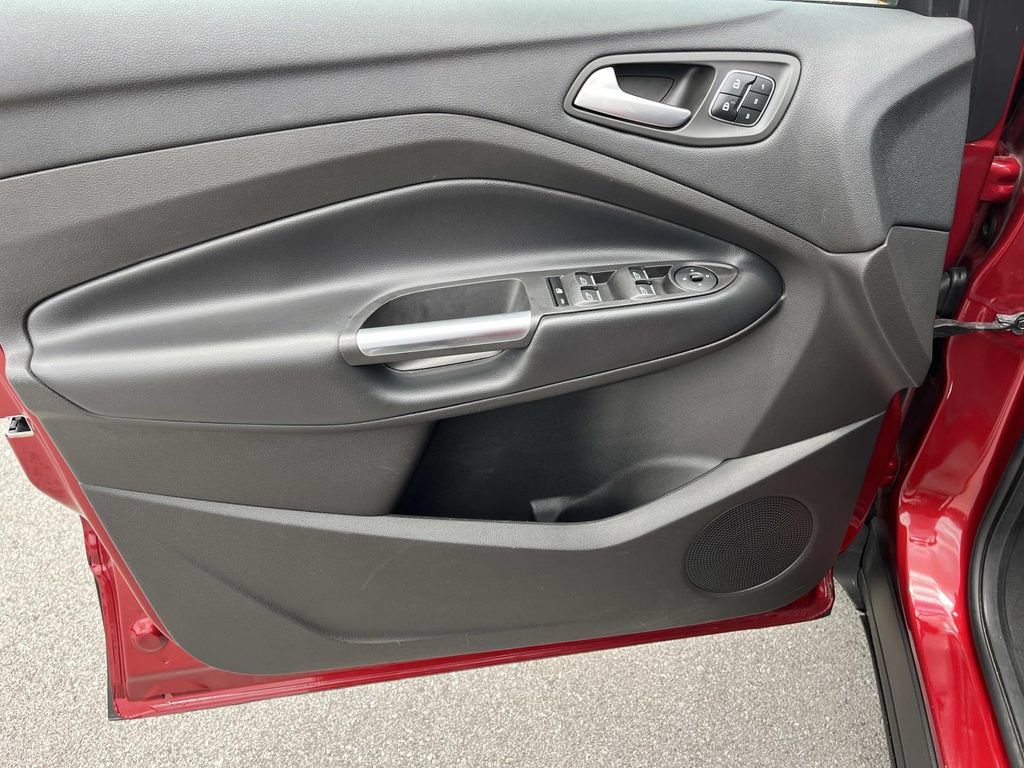 Used 2019 Ford Escape Titanium FWD image 27