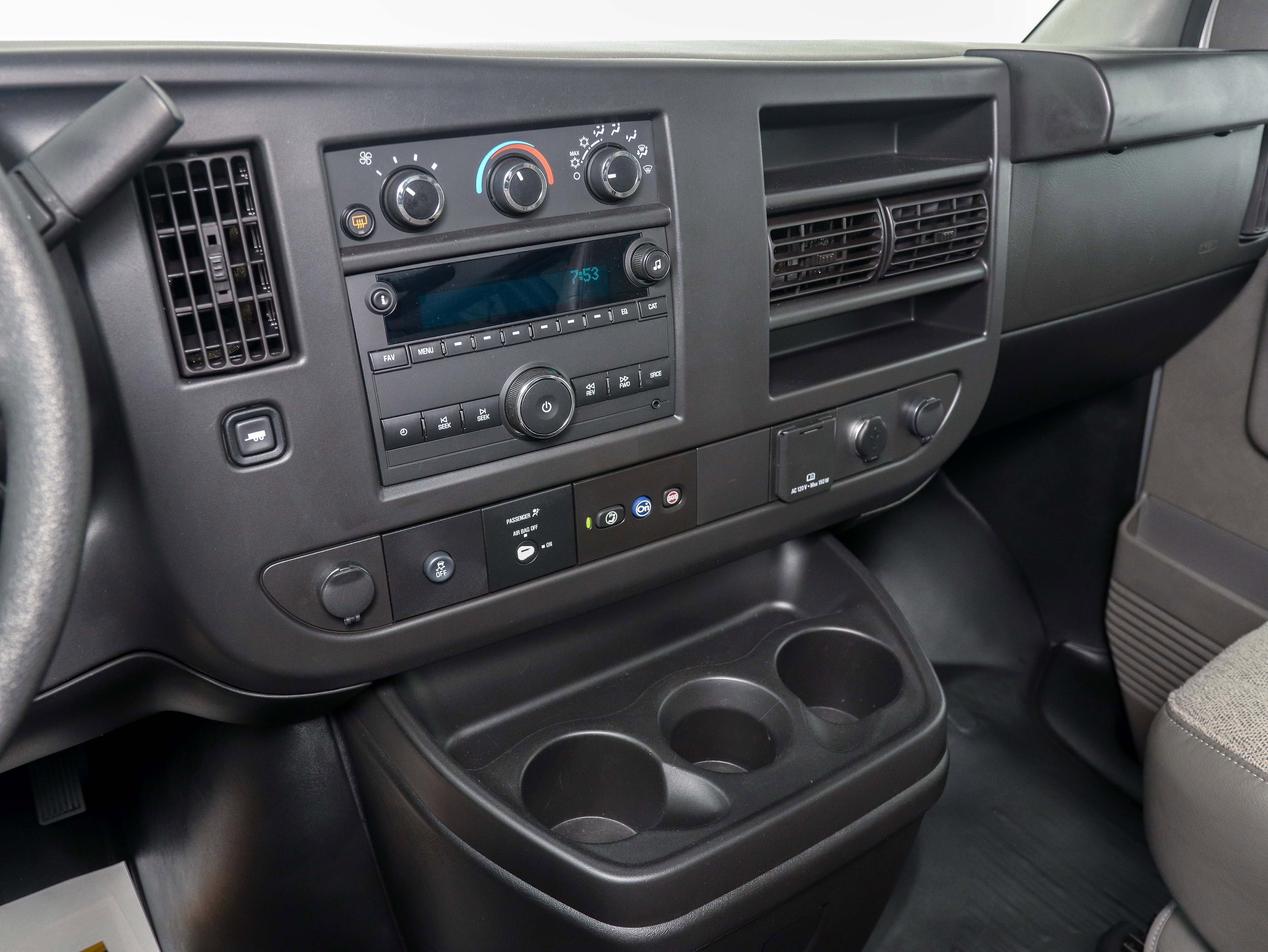 Used 2022 Chevrolet Express 3500 LS RWD image 25