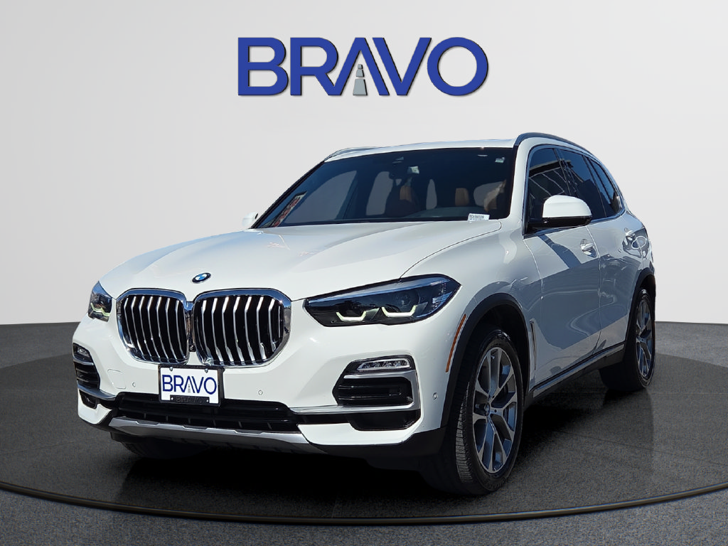 Used 2019 BMW X5 xDrive40i w/ Premium Package 2