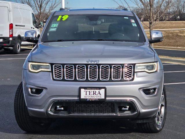 Used 2019 Jeep Grand Cherokee Overland image 3