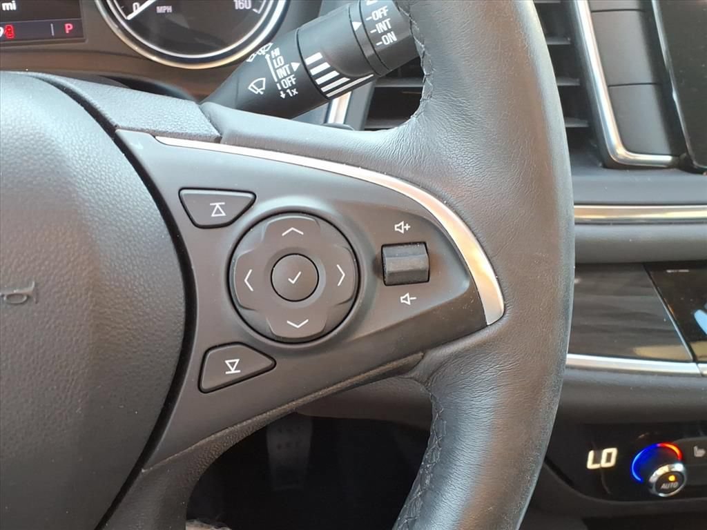 Used 2020 Buick Enclave Essence FWD image 13