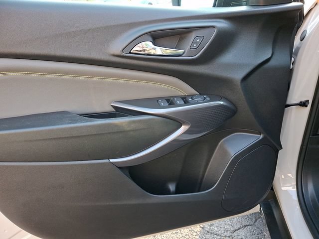 Certified 2026 Chevrolet Trax ACTIV w/ Driver Confidence Package FWD image 13