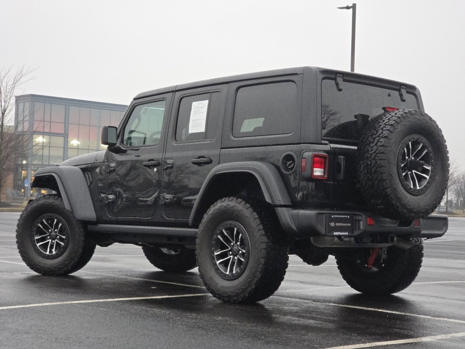 Used 2025 Jeep Wrangler Unlimited Sport image 14