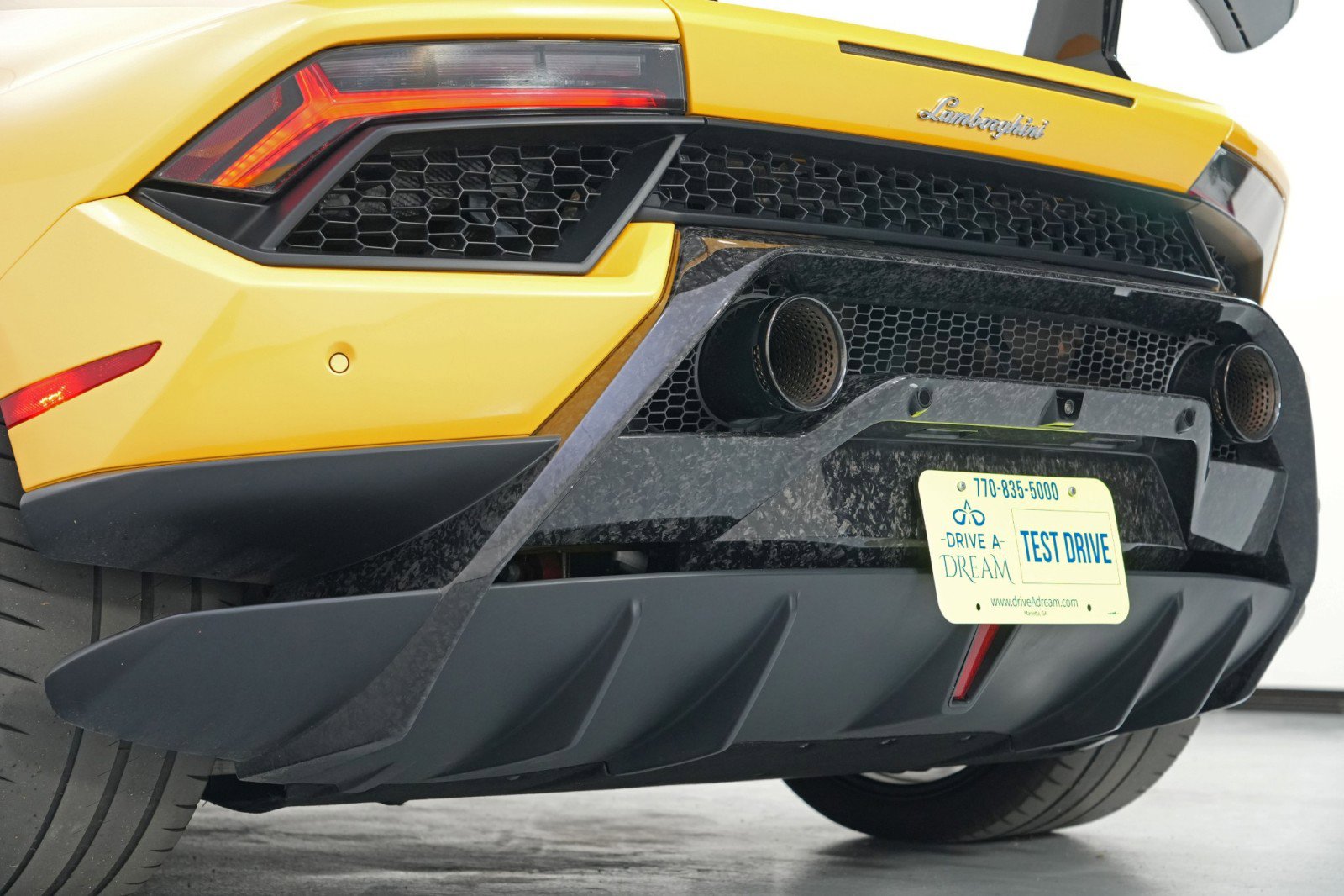 Used 2018 Lamborghini Huracan Performante image 65