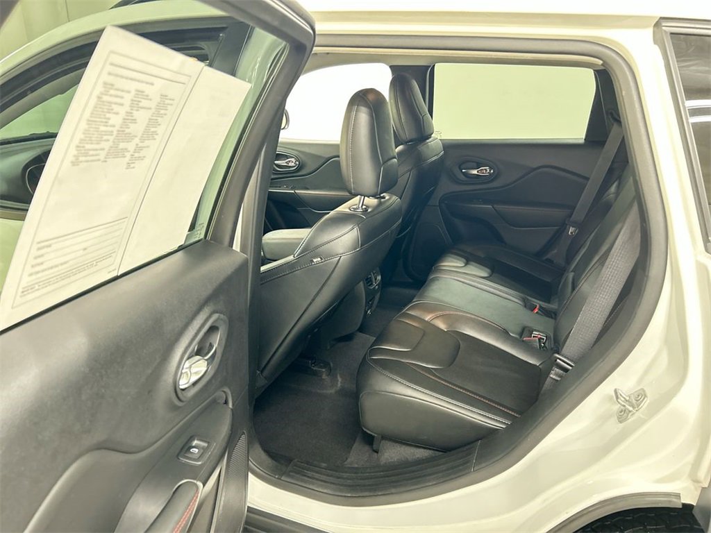 Certified 2022 Jeep Cherokee Trailhawk image 19