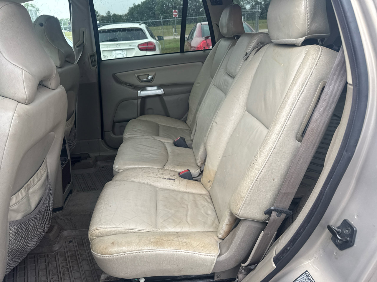 Used 2004 Volvo XC90 2.5T image 11