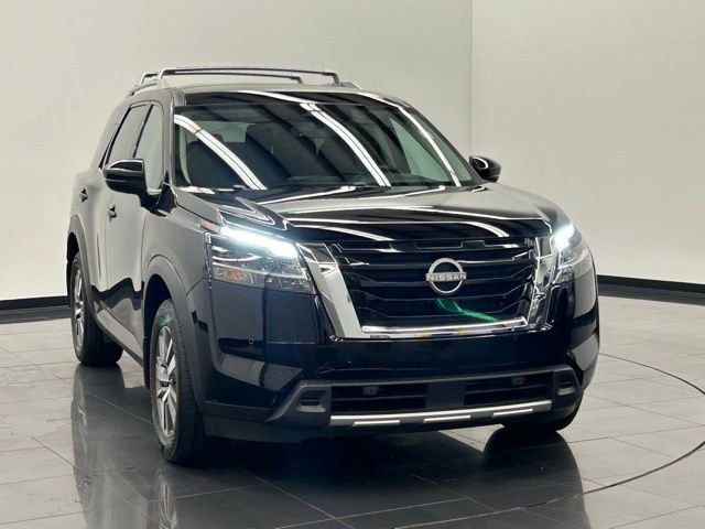 Certified 2024 Nissan Pathfinder SL