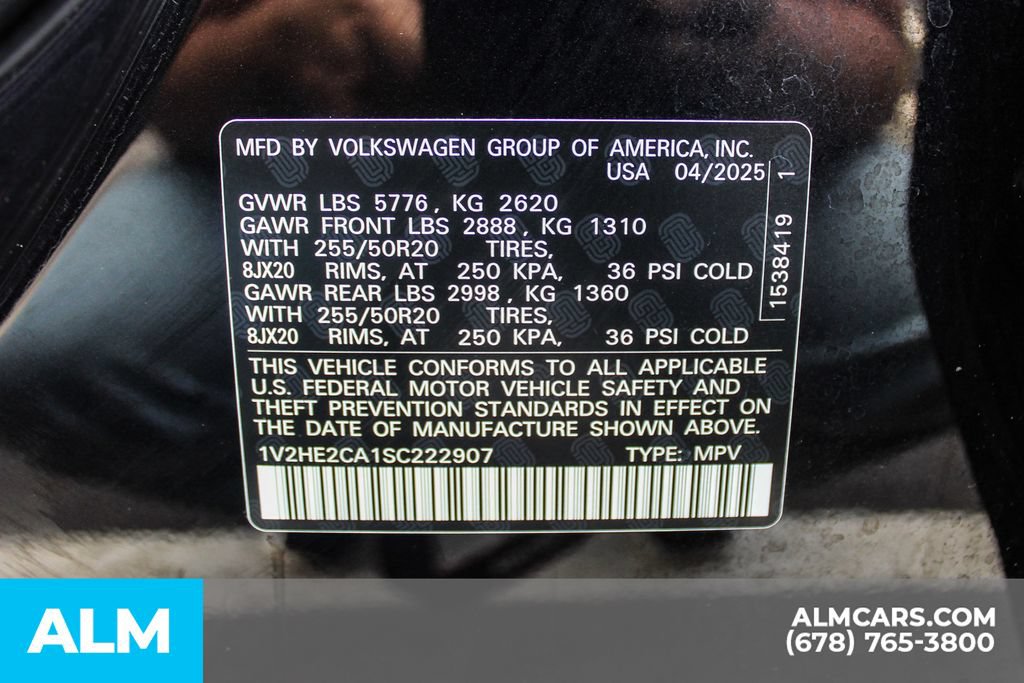 Used 2025 Volkswagen Atlas Cross Sport SE AWD/4WD image 41
