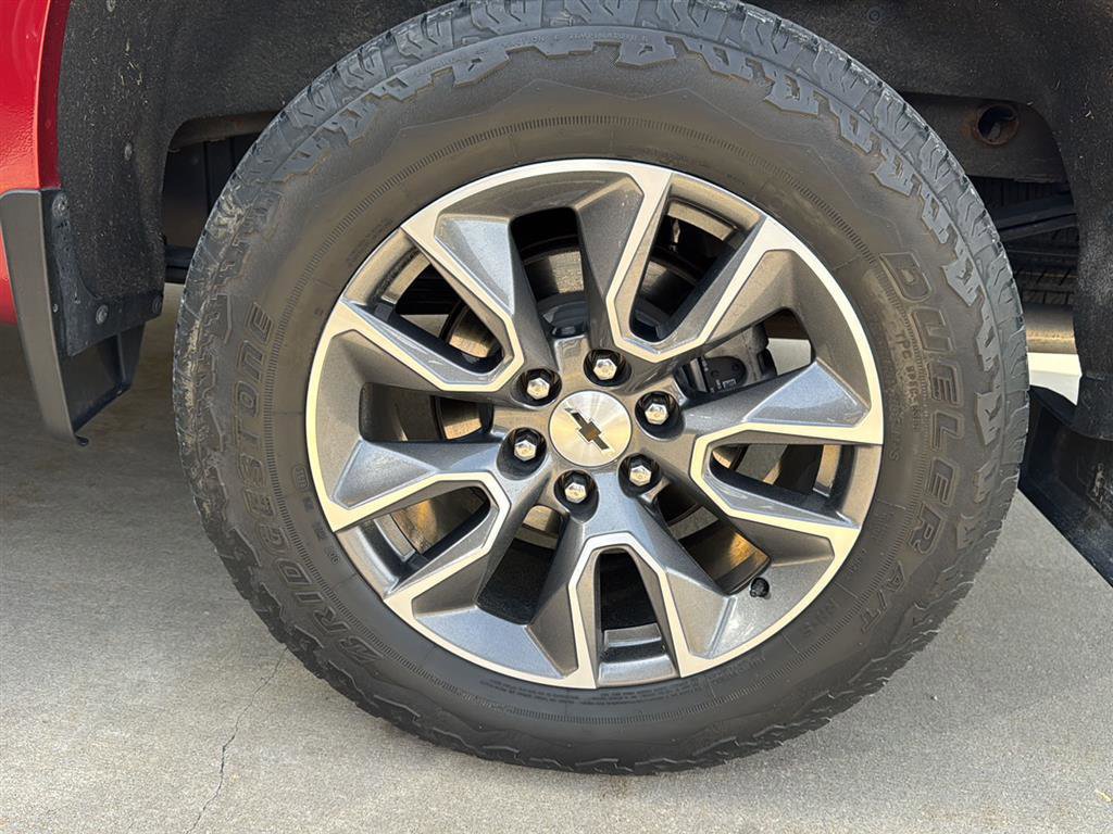 Used 2019 Chevrolet Silverado 1500 RST AWD/4WD image 13