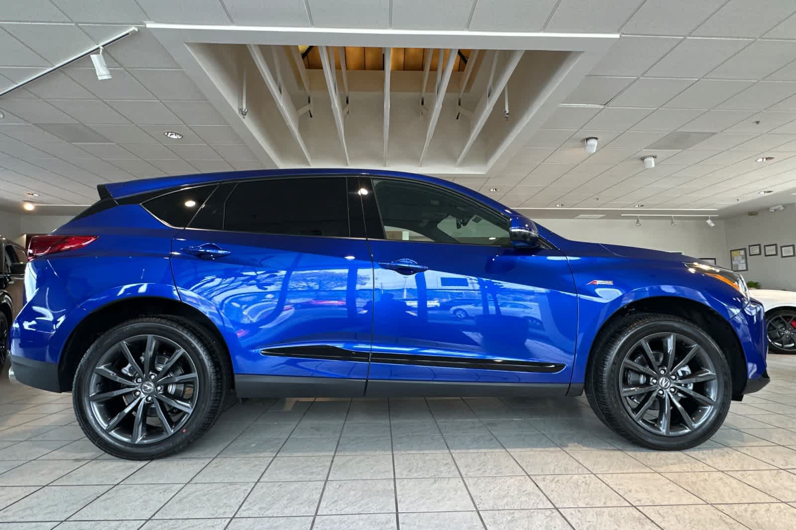 New 2026 Acura RDX w/ Advance Package AWD/4WD image 3