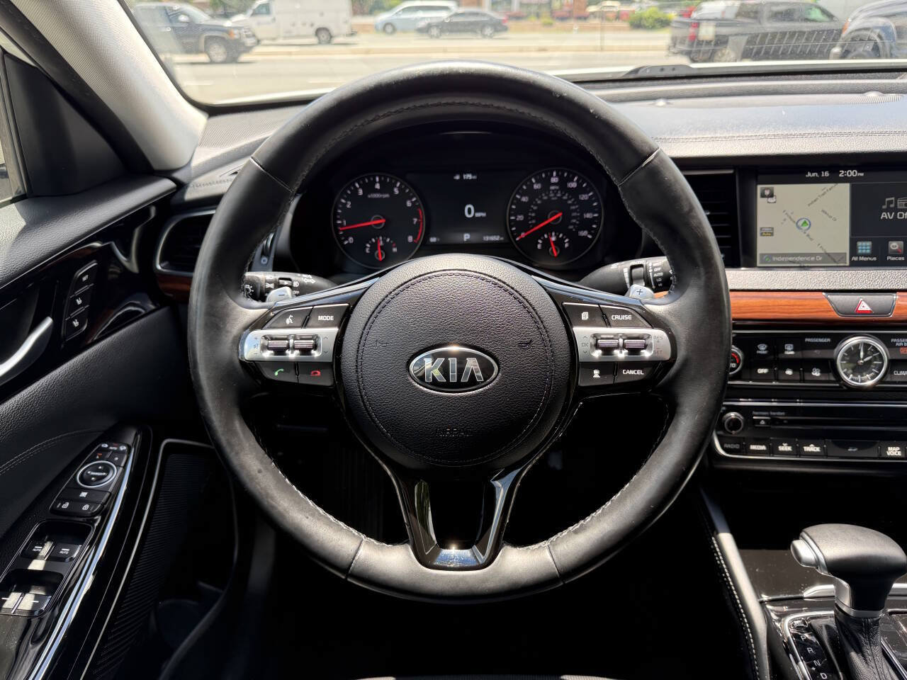 Used 2017 Kia Cadenza Technology FWD image 18