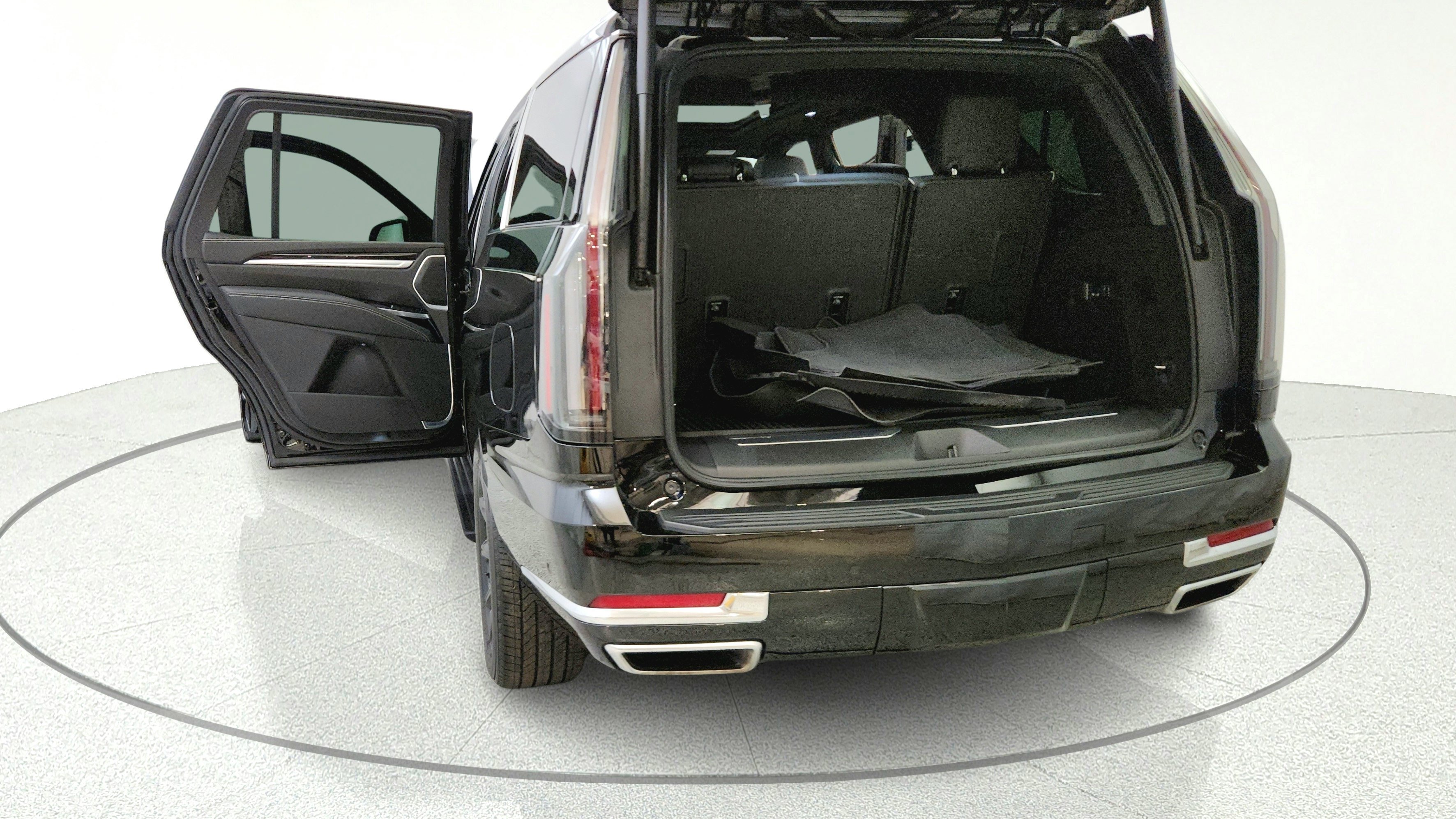 Used 2026 Cadillac Escalade Luxury w/ LPO, Floor Liner Package AWD/4WD image 13