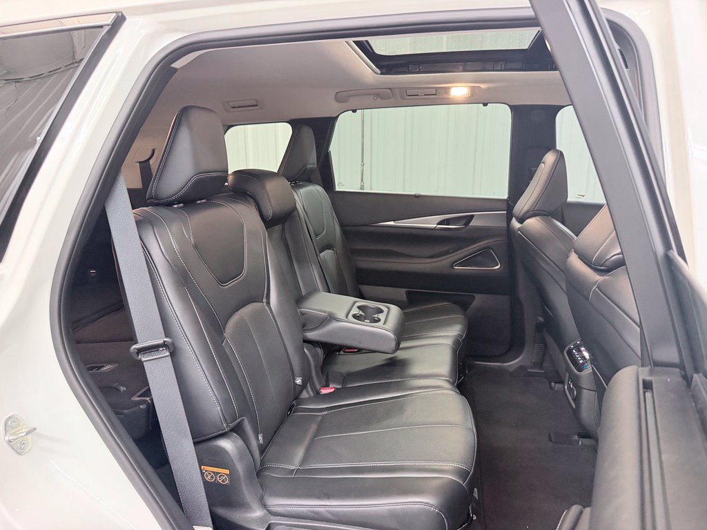 Certified 2023 INFINITI QX60 Luxe w/ Vision Package FWD image 43