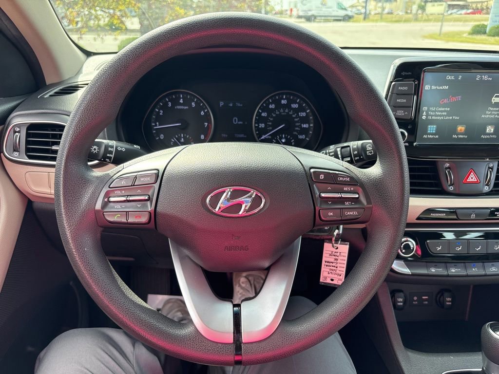 Used 2020 Hyundai Elantra GT image 19