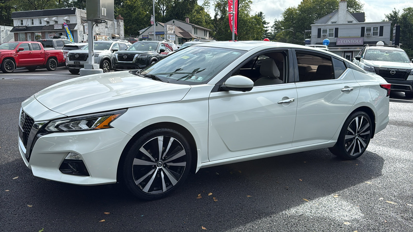 Certified 2021 Nissan Altima 2.5 Platinum AWD/4WD image 3