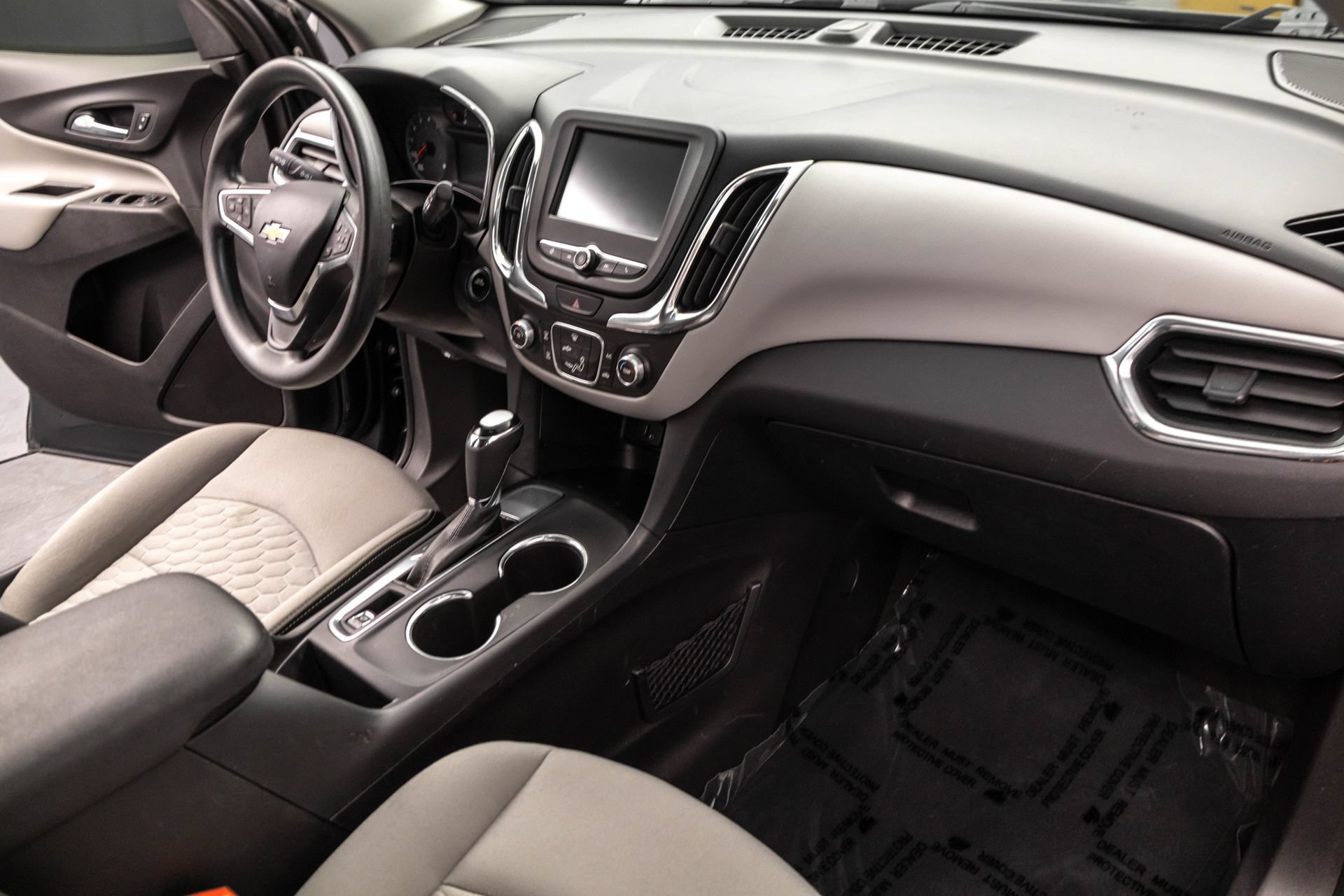 Used 2018 Chevrolet Equinox LS FWD image 37