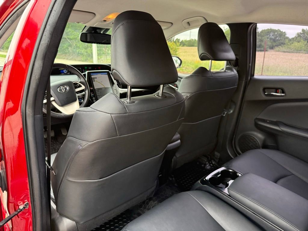 Used 2017 Toyota Prius Prime Advanced FWD image 22