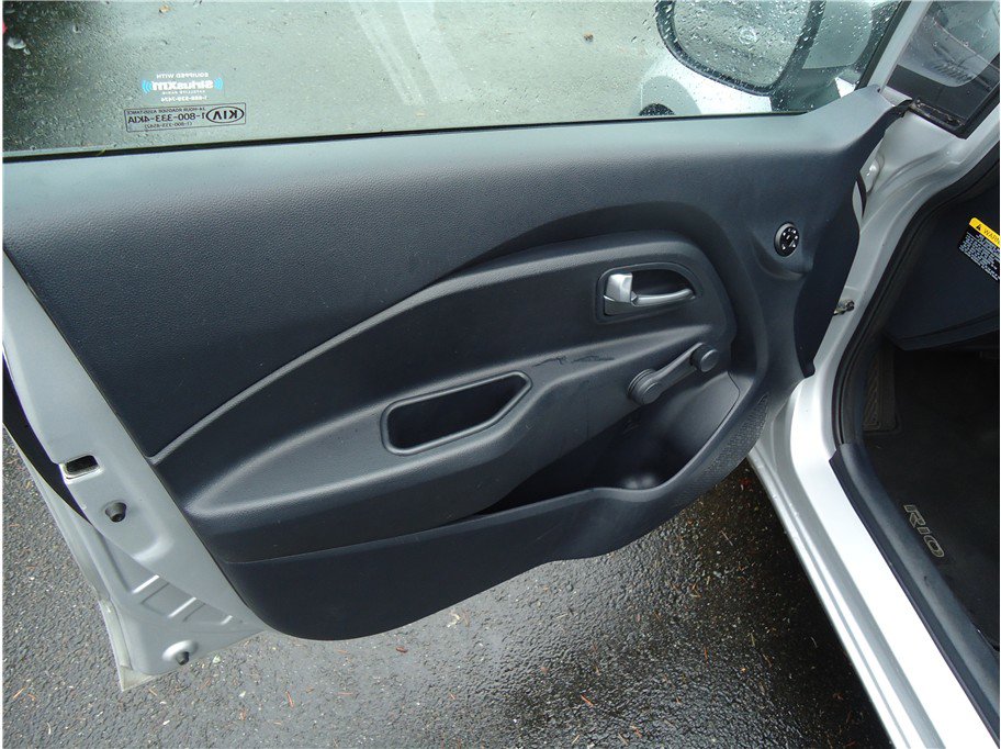 Used 2016 Kia Rio LX image 10