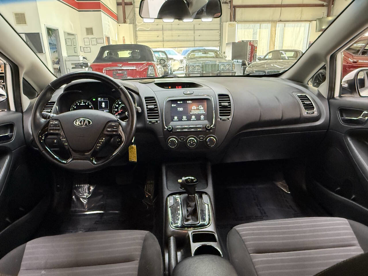 Used 2017 Kia Forte S image 19