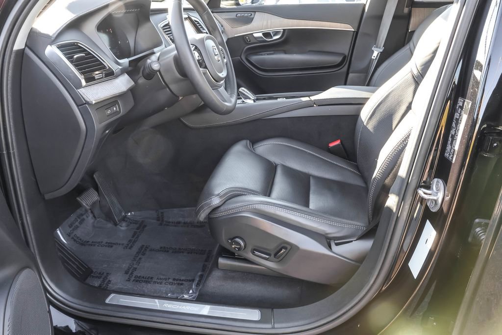 Used 2023 Volvo XC90 T8 Ultimate image 17