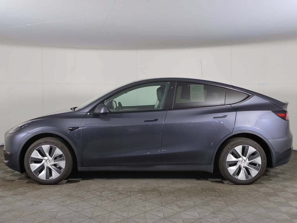 Used 2023 Tesla Model Y Long Range AWD/4WD image 21