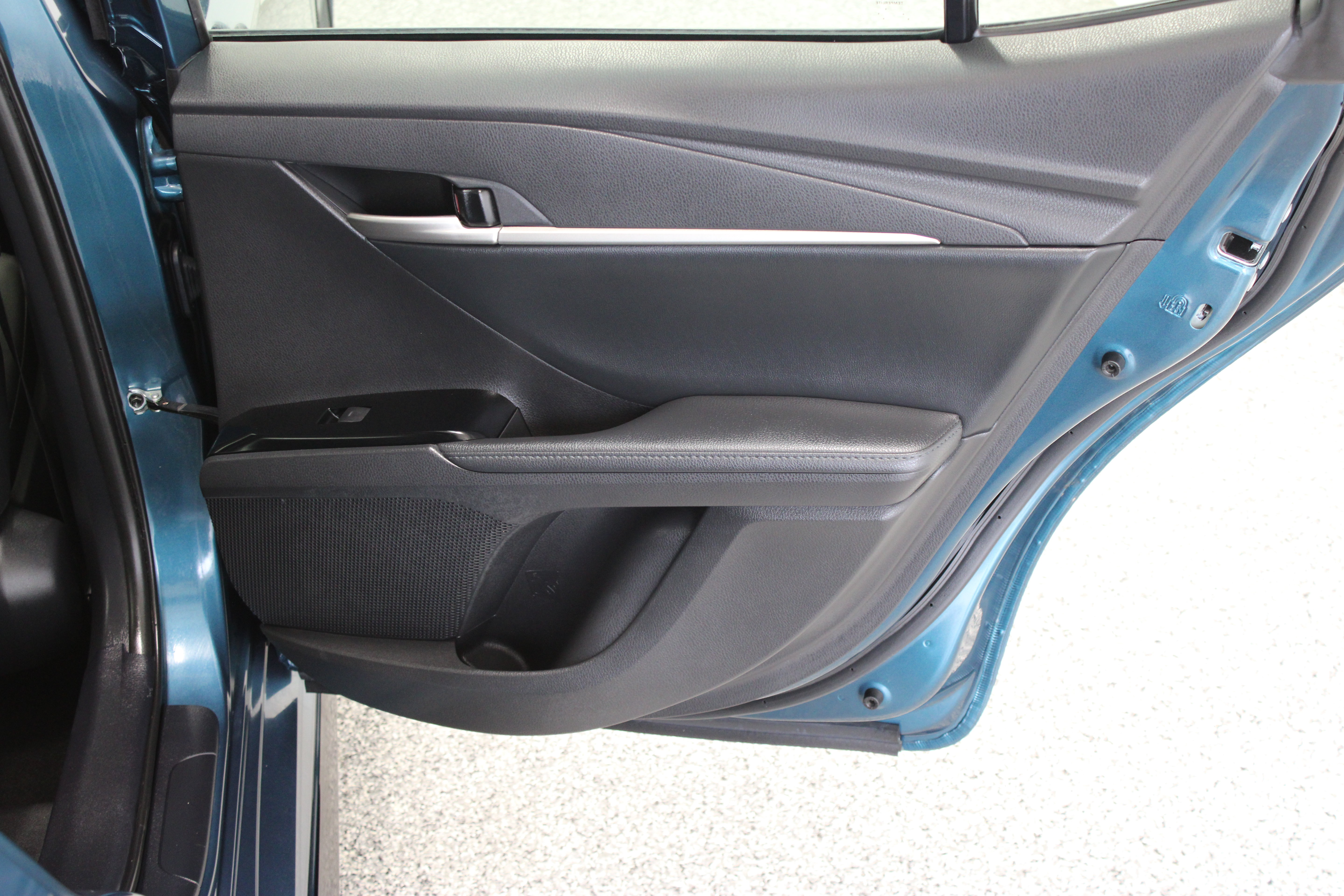 Used 2025 Toyota Camry XSE w/ Premium Plus Package FWD image 33