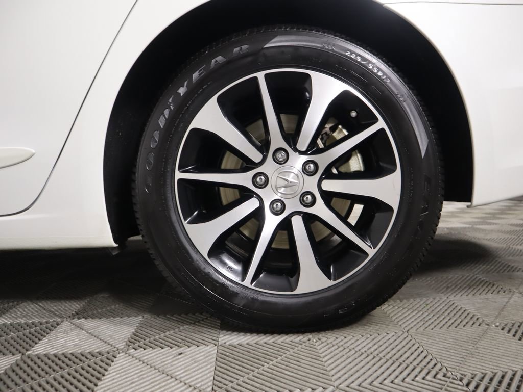 Used 2015 Acura TLX w/ Technology Package image 31
