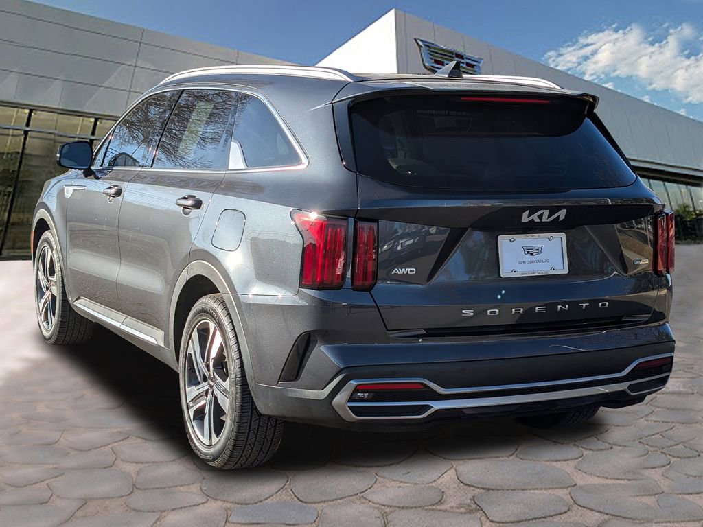 Used 2022 Kia Sorento SX w/ Panoramic Sunroof Package image 4