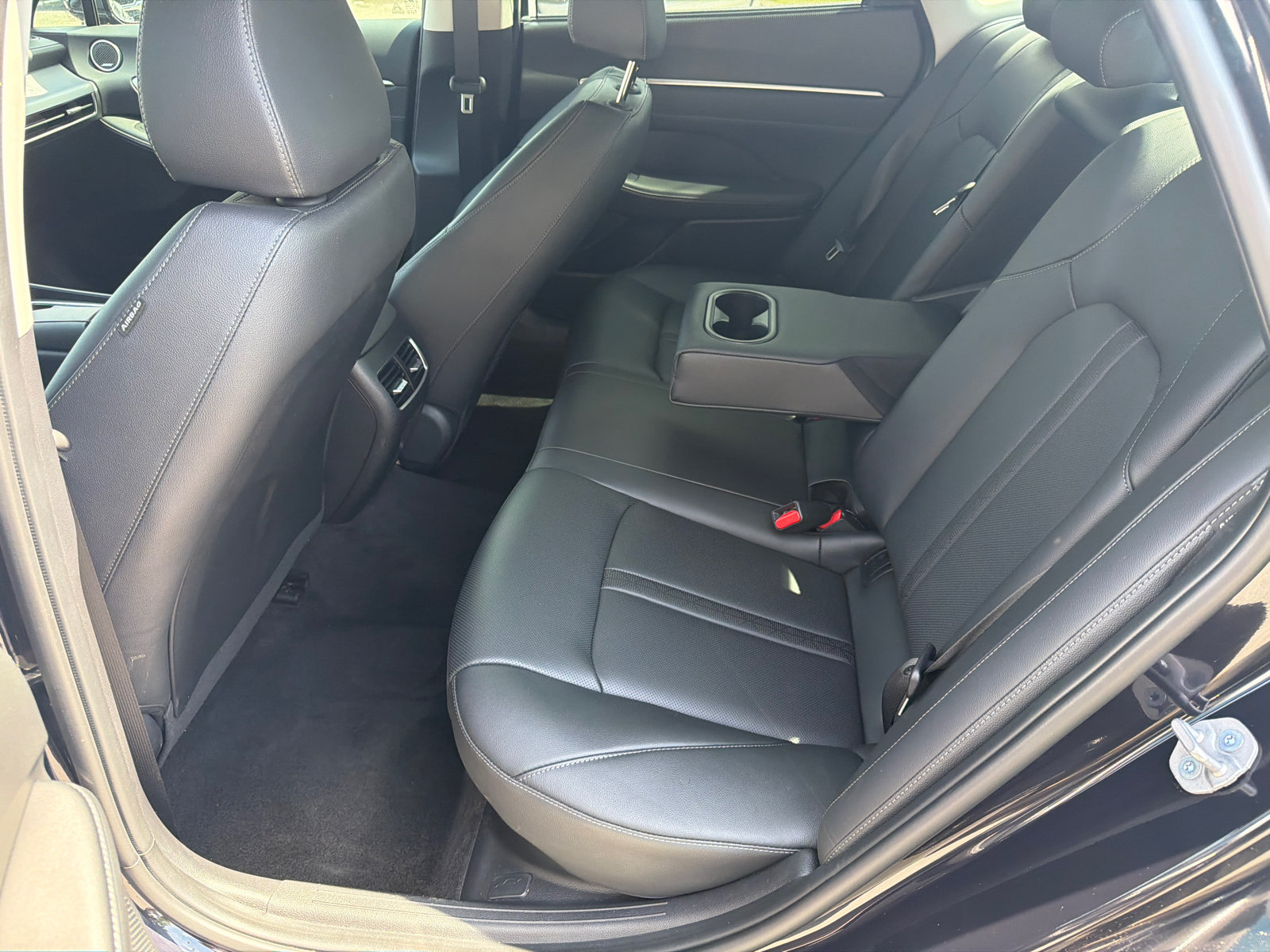 Certified 2025 Hyundai Sonata Limited FWD image 22