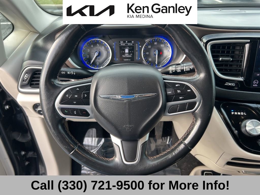 Used 2018 Chrysler Pacifica Touring-L w/ Premium Audio Group image 33