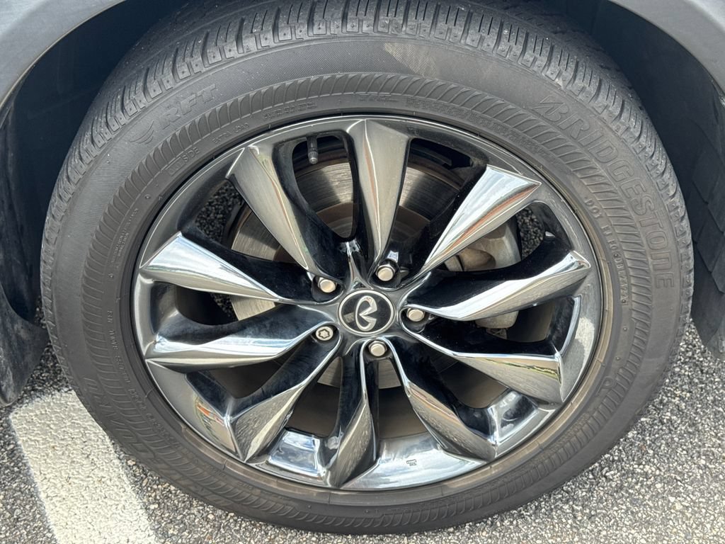 Used 2019 INFINITI QX50 Essential w/ Proactive Package AWD/4WD image 12