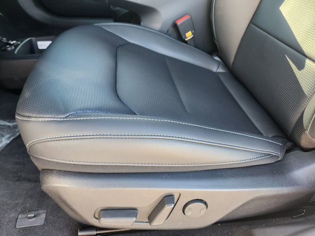 New 2025 Kia EV6 Wind image 10