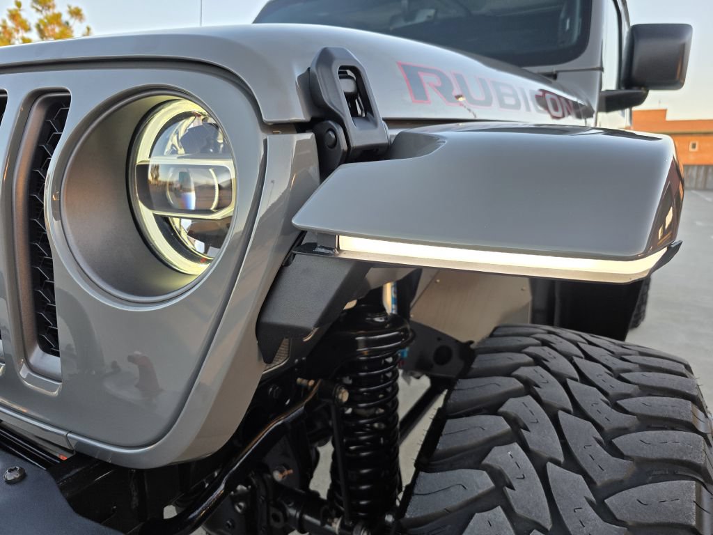 Used 2021 Jeep Gladiator Rubicon AWD/4WD image 9