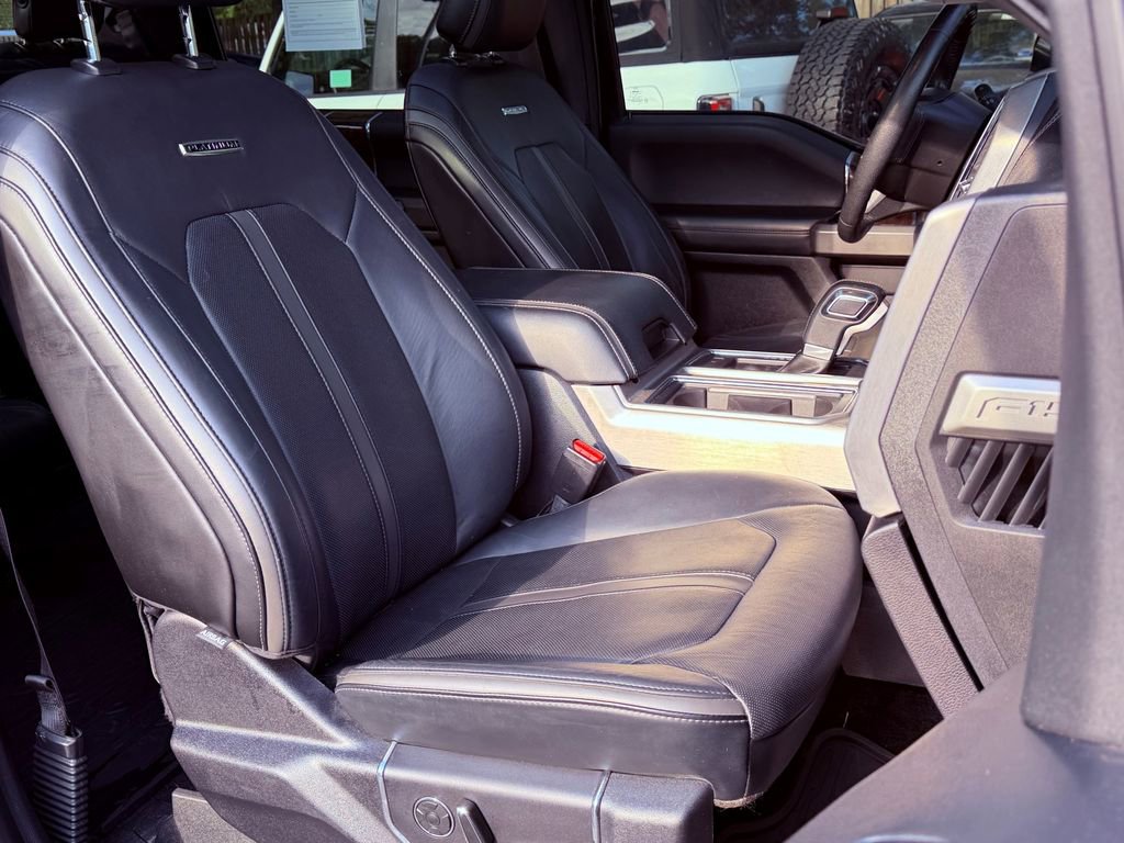 Used 2015 Ford F150 Platinum w/ Equipment Group 701A Luxury AWD/4WD image 10