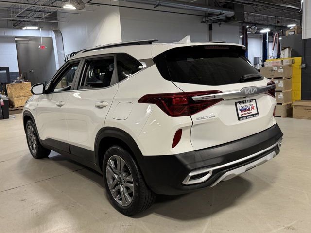 Used 2023 Kia Seltos S w/ Navigation Package image 30