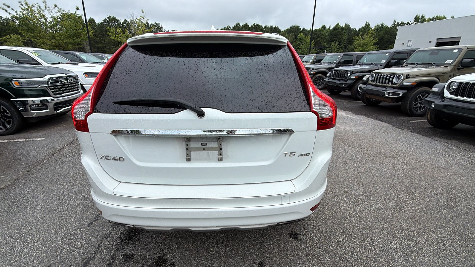 Used 2016 Volvo XC60 T5 Premier AWD/4WD image 9