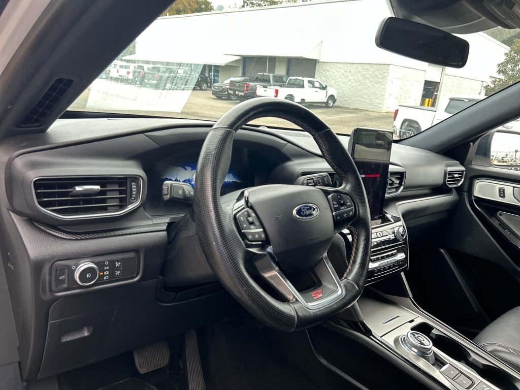 Certified 2021 Ford Explorer ST w/ Equipment Group 401A image 10