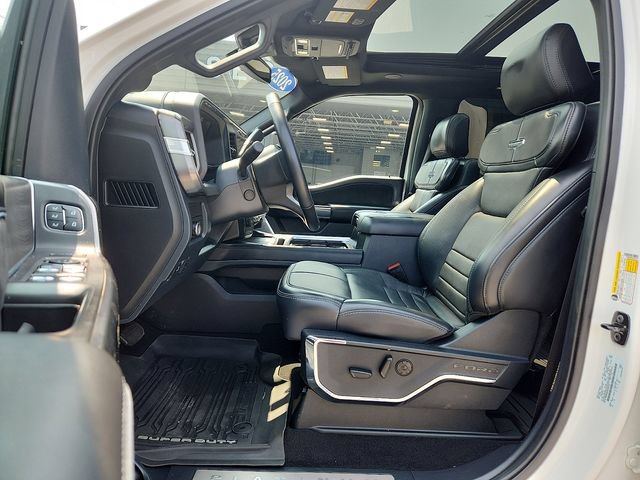 Certified 2025 Ford F450 Platinum w/ FX4 Off-Road Package AWD/4WD image 8