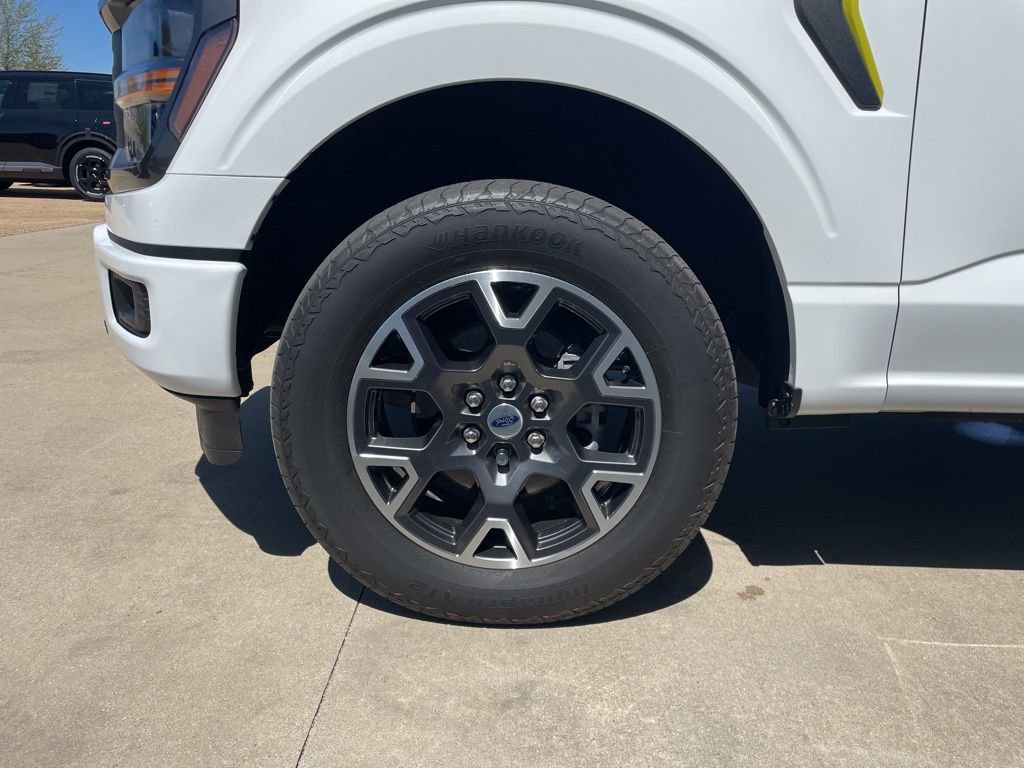Used 2024 Ford F150 STX AWD/4WD image 17