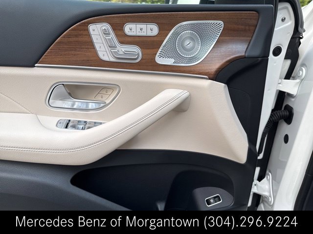 New 2025 Mercedes-Benz GLS 450 4MATIC image 16