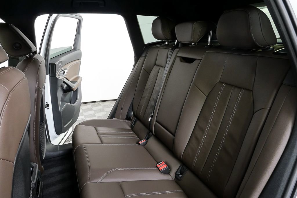 Certified 2025 Audi Q6 e-tron Premium image 19