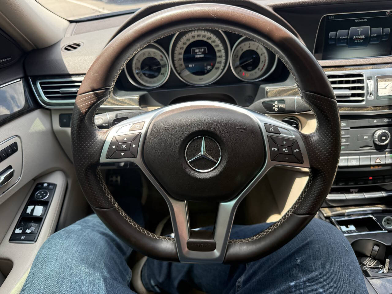 Used 2016 Mercedes-Benz E 350 4MATIC Sedan w/ Premium Package image 22