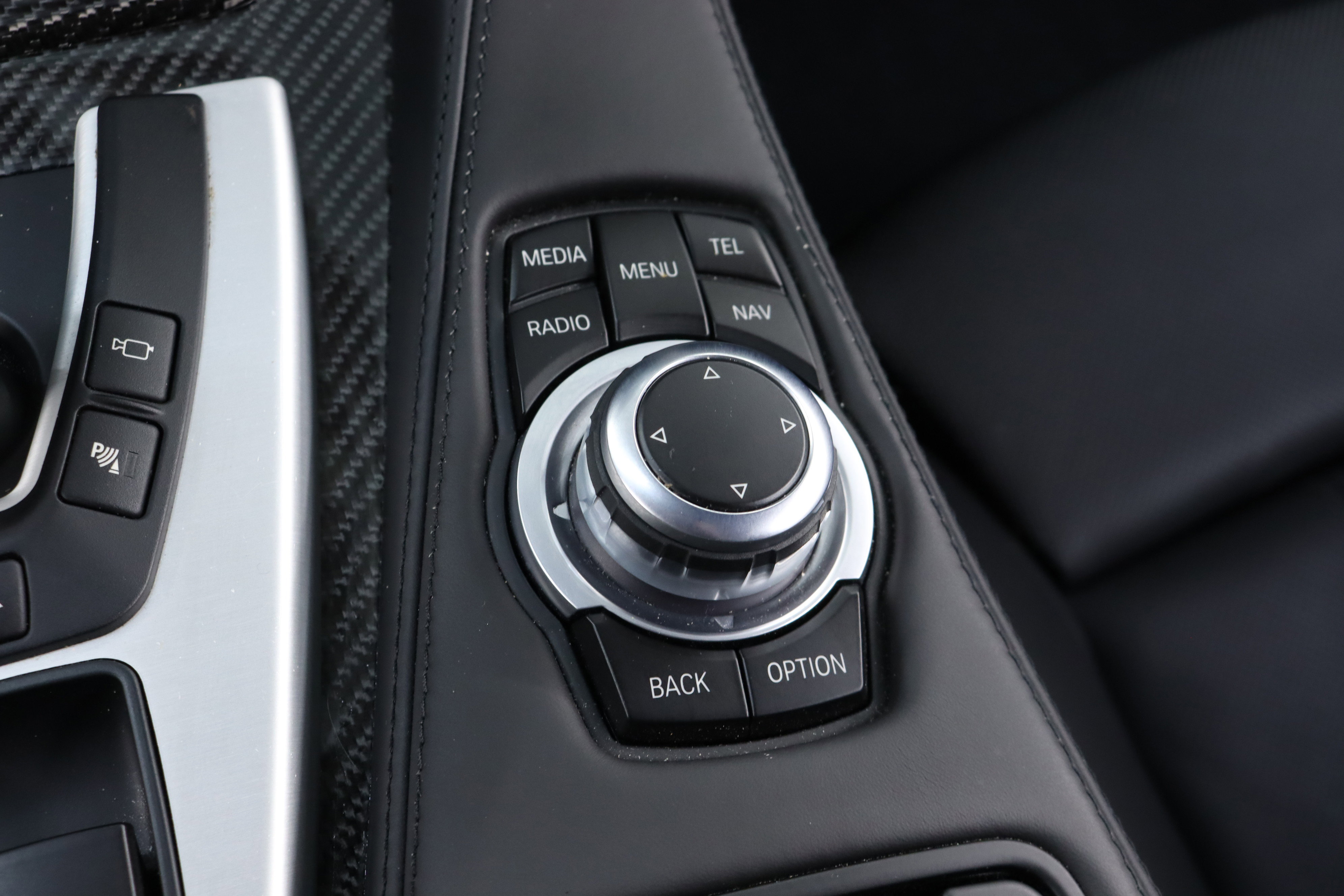 Used 2014 BMW M6 image 17