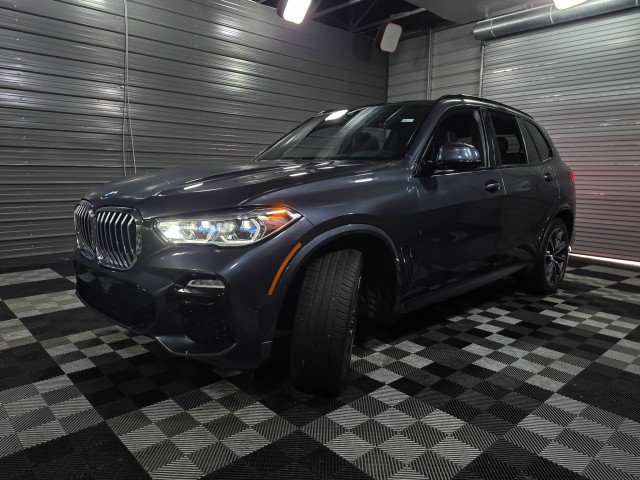 Used 2019 BMW X5 xDrive50i w/ M Sport Package image 47