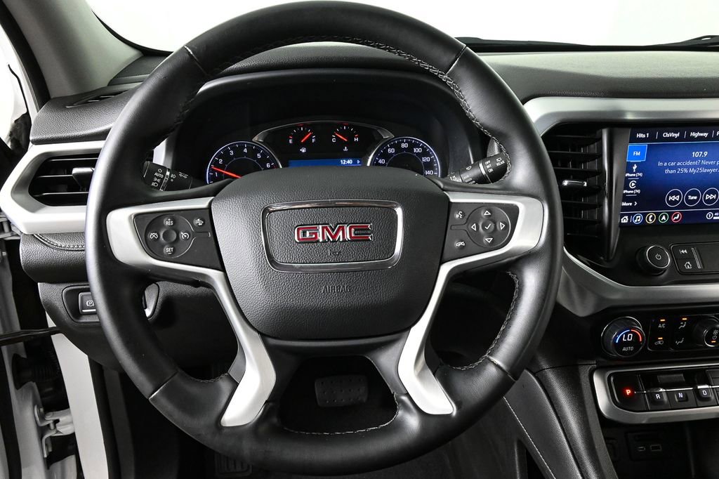 Used 2023 GMC Acadia SLT image 9