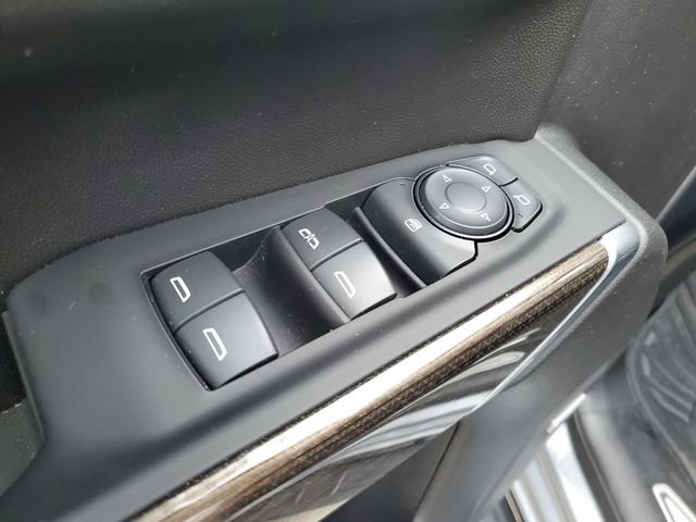 Used 2022 Chevrolet Silverado 1500 LT Trail Boss w/ Convenience Package II image 9