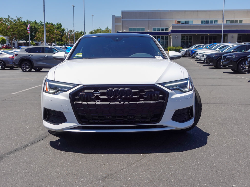 Used 2025 Audi A6 Premium Plus w/ Premium Plus Package AWD/4WD image 3