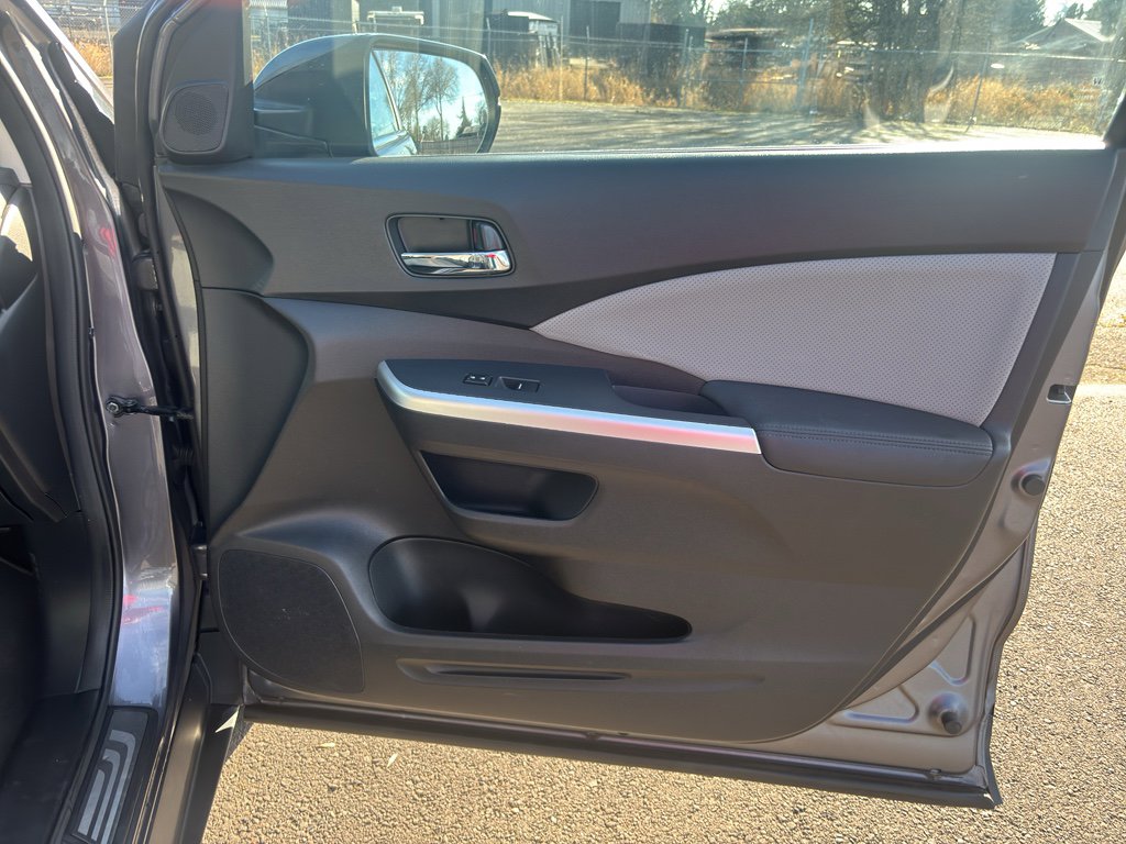 Used 2016 Honda CR-V Touring image 12