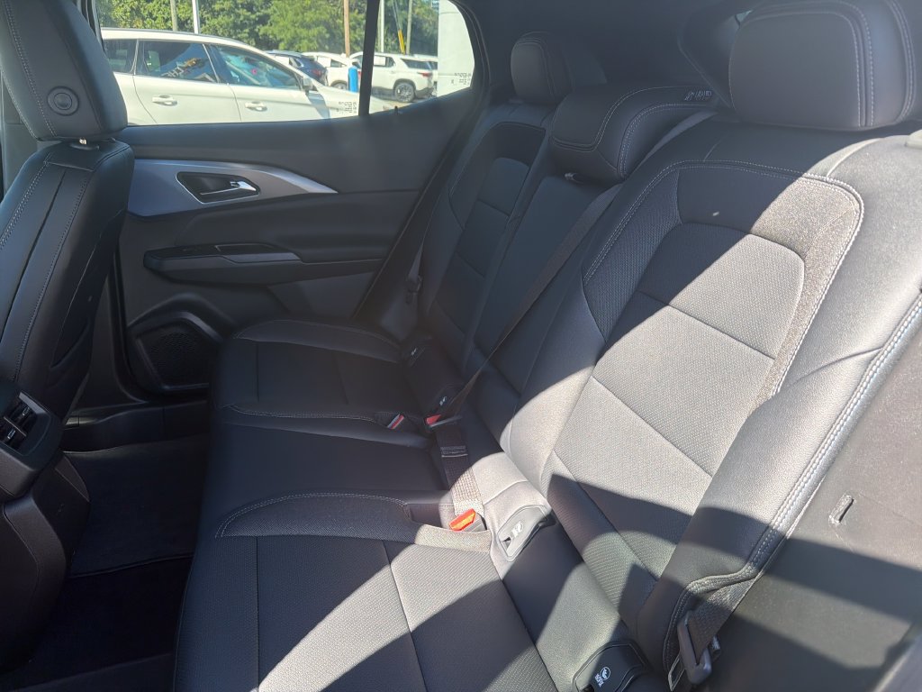New 2026 Chevrolet Equinox EV LT AWD/4WD image 26